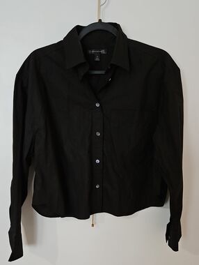 Banana Republic, women's black cropped blouse, 100 % Cotton